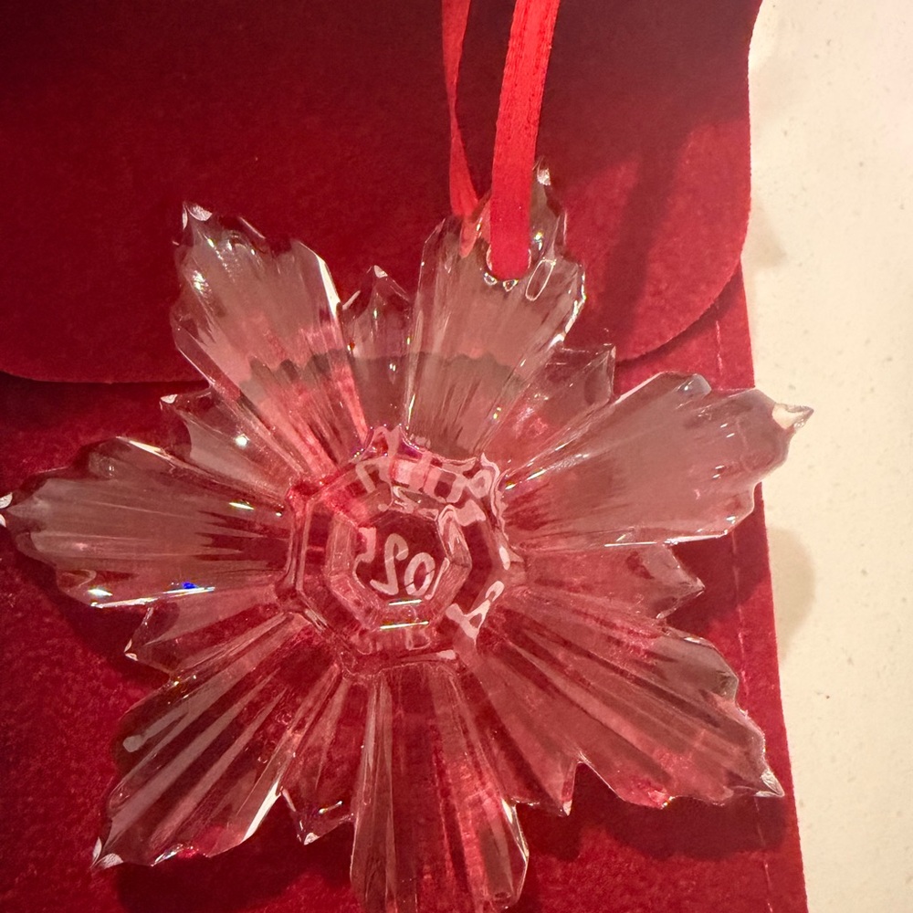 Baccarat 2025 edition Crystal Snowflake Ornament